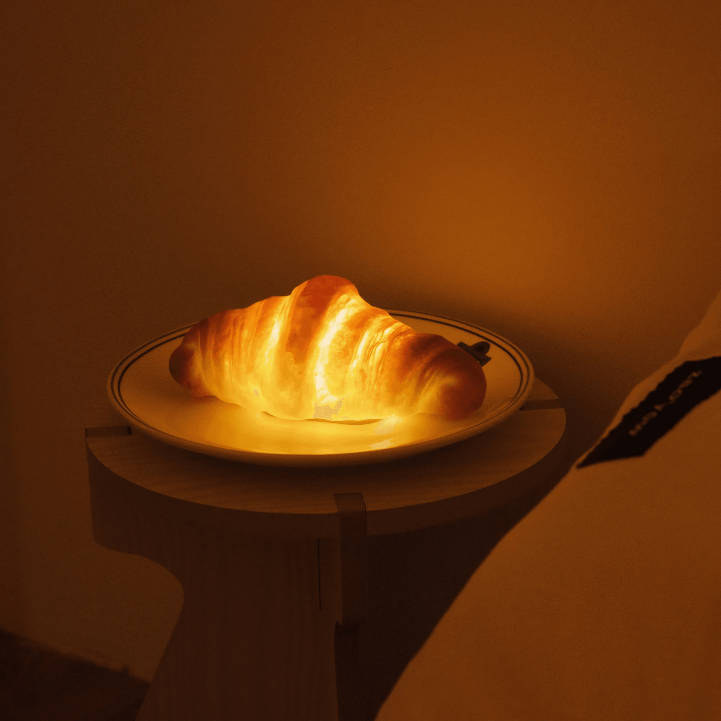 Lightgrace Bread Night Lights - Croissant