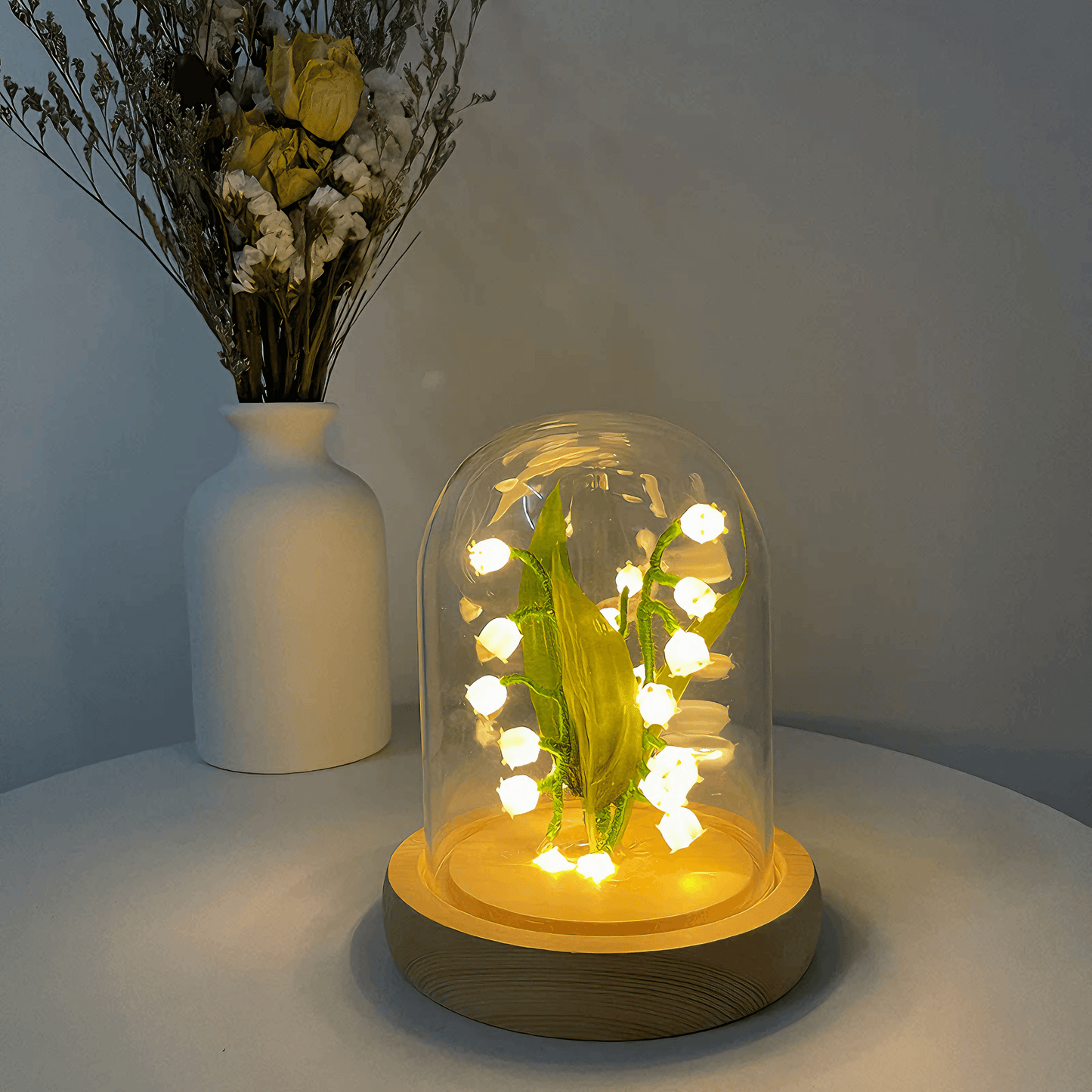 Light grace Lily Of The Valley Lamp in bedroom