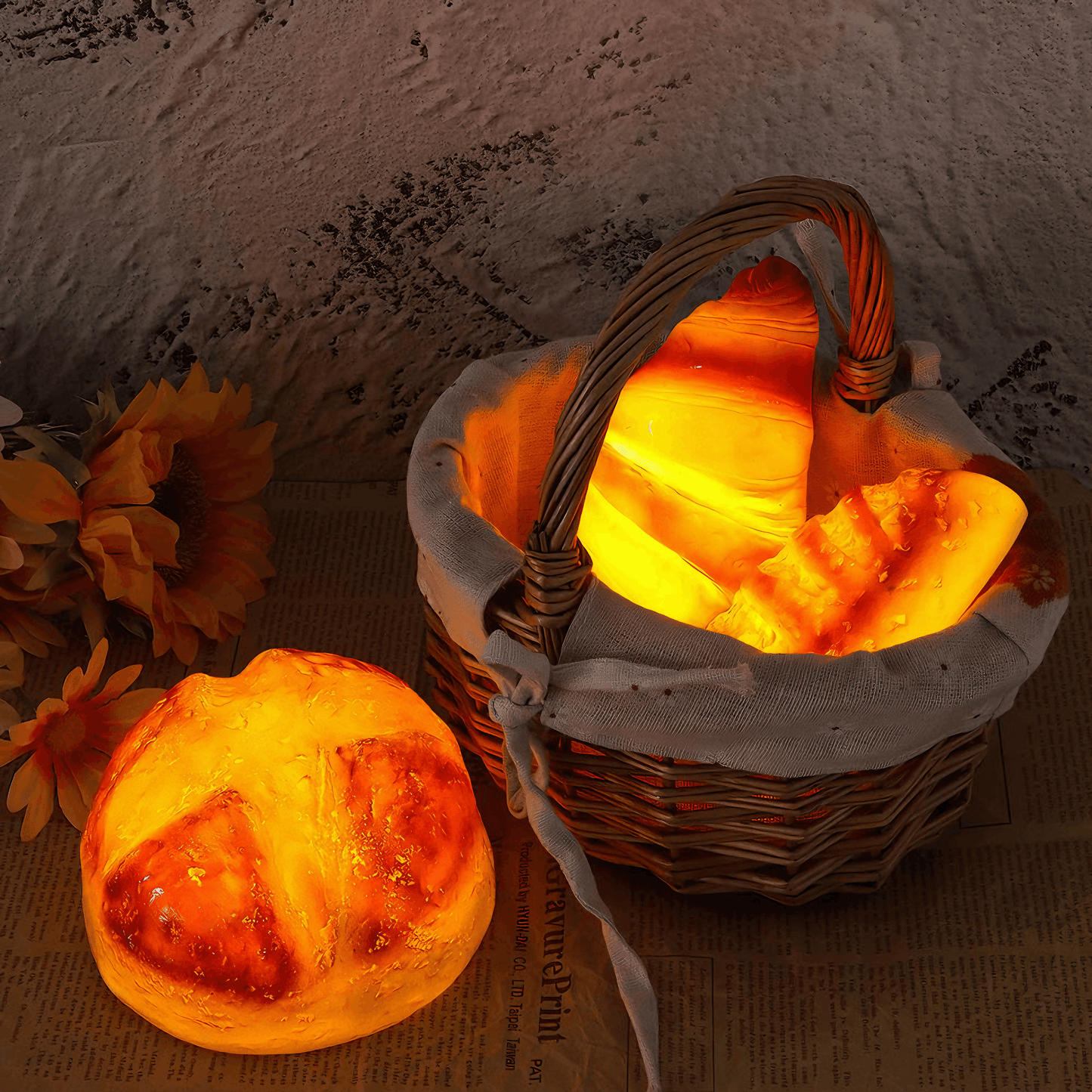 Lightgrace Bread Night Lights - Croissant