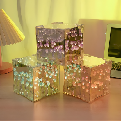 Cube Tulip Mirror Lamp