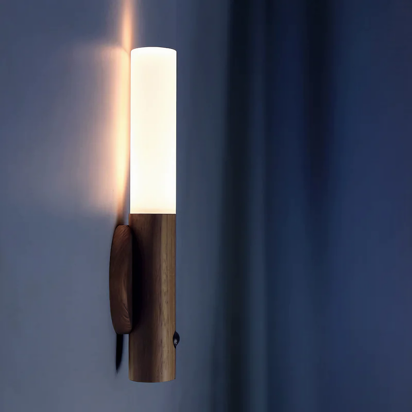 Wood Wireless Wall Lamp